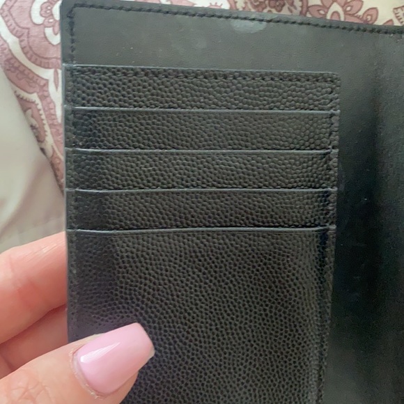Authentic YSL fold wallet - Picture 2 of 9